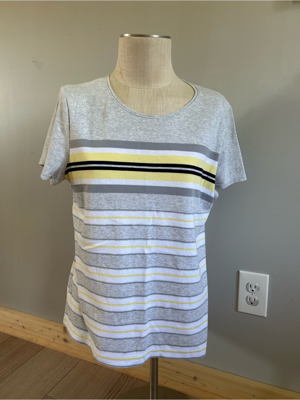 croft & barrow Grey Striped Short-Sleeve Tee with Yellow and Black Accents